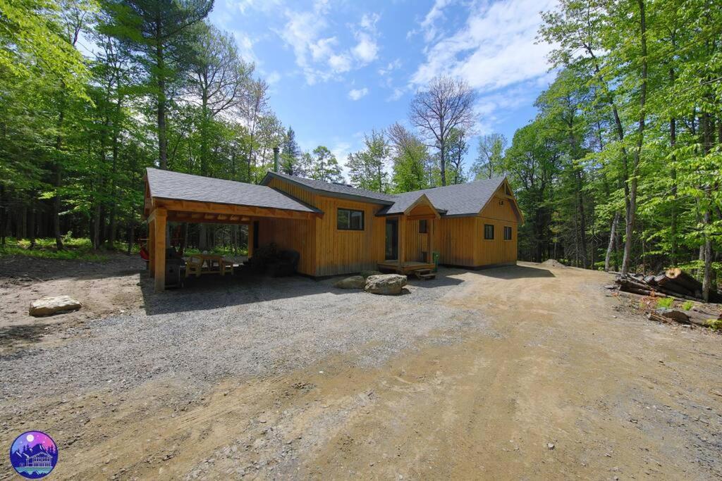 Chalet Deschamps- Spa- Chien Accepte- Nature- Estrie Mansonville Exterior photo