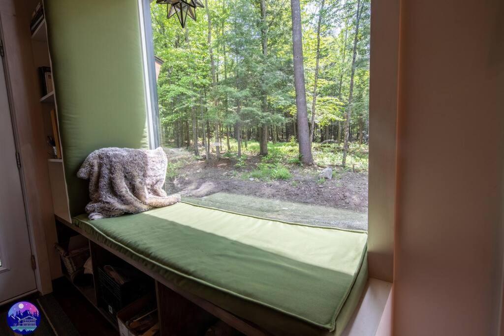 Chalet Deschamps- Spa- Chien Accepte- Nature- Estrie Mansonville Exterior photo