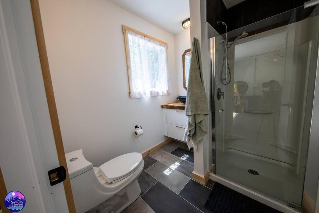 Chalet Deschamps- Spa- Chien Accepte- Nature- Estrie Mansonville Exterior photo